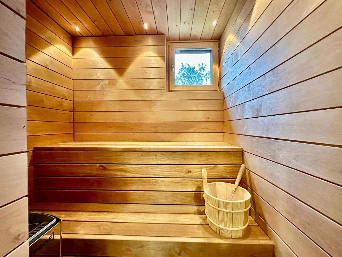 Elegant Apartment With Sauna In The Center ロヴァニエミ エクステリア 写真