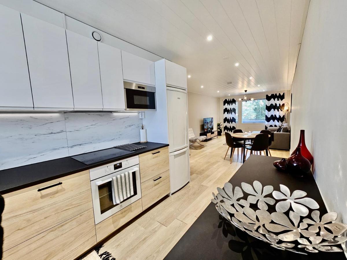 Elegant Apartment With Sauna In The Center ロヴァニエミ エクステリア 写真